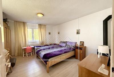 Casa individuala in Talmacel - teren 1107 mp, mobilata - 2