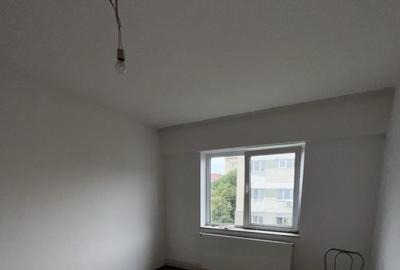 Apartament cu 2 camere decomandat, mobilat în Exterior Est - 4