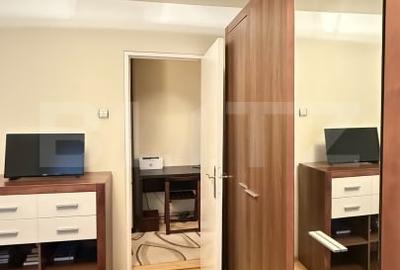 Apartament cu 3 camere, semidecomandat, la etaj intermediar, zona Astra - 4