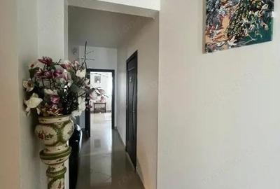 Casă cu Teren 400 Mp în Central - 14