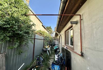 Casă individuală cu 2 camere cu Canalizare în Bd. Laminorului - 6