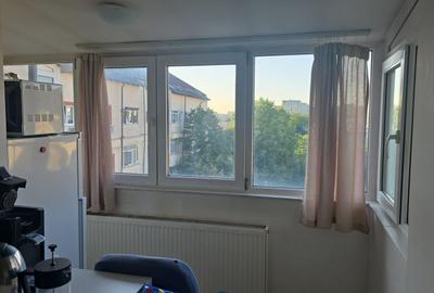 Apartament cu 2 camere decomandat, mobilat în Colentina - 4