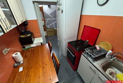 Apartament cu 2 camere semidecomandat în Central - 1