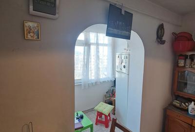Apartament cu 2 camere decomandat în Exercițiu