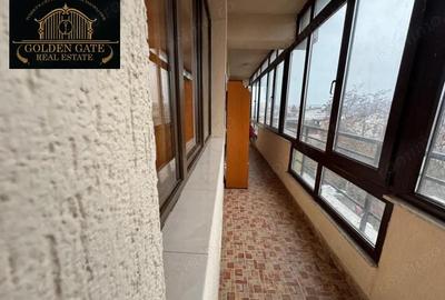 Domenii | 5 Camere | 3 Dormitoare | 3 Bai | 4 Balcoane | Boxa |Parcare - 8