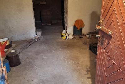 Casă cu 3 camere cu Teren 700 Mp în Livezile - 2