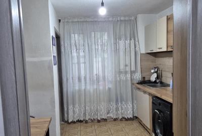 Apartament cu 3 camere decomandat în Central - 2