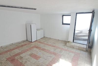 Spațiu comercial, de 120 mp, în Central - 2