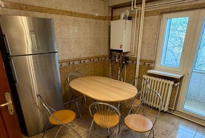 Apartament cu 4 camere decomandat, mobilat în P-ța Unirii - 4