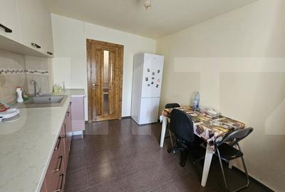 Apartament de vanzare, cu 4 camere, 77 mp, zona Soarelui - 12