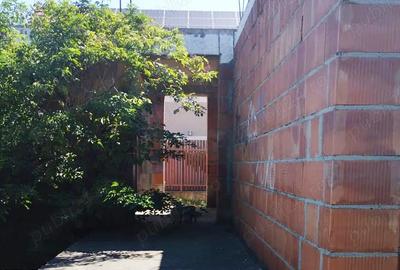 Casă cu 5 camere în Moșnița Veche - 3