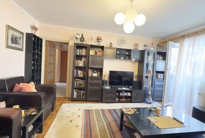 Apartament cu 3 camere semidecomandat în Drumul Taberei - 54