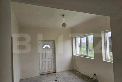 Casă cu 3 camere cu Teren 2050 Mp în Central - 2