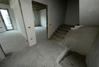 Duplex cu 6 camere cu Canalizare în Fundeni - 8