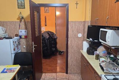 Apartament cu 3 camere decomandat în Central - 18