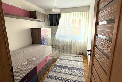 Apartament cu 3 camere semidecomandat, mobilat în Central - 3