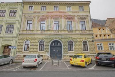 Apartament 102 mp utili, cu parcare in curte, Str. Castelului