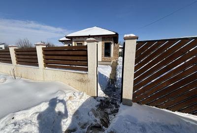 Casă cu 4 camere în Tunari - 3