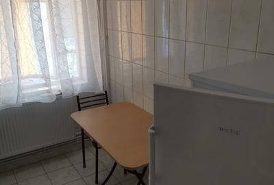 Apartament cu 2 camere semidecomandat în Alexandru Obregia