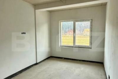 Casă cu 4 camere cu Teren 400 Mp în Luna - 3