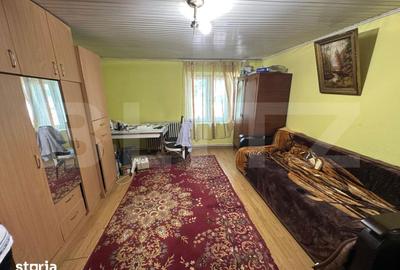 Casă cu 3 camere cu Canalizare în Bucium - 2