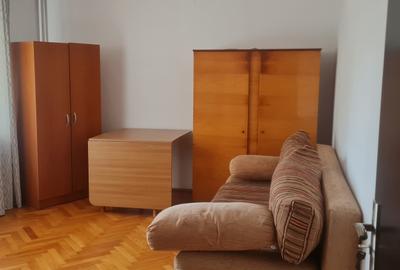 Apartament cu 2 camere decomandat în Răcădău