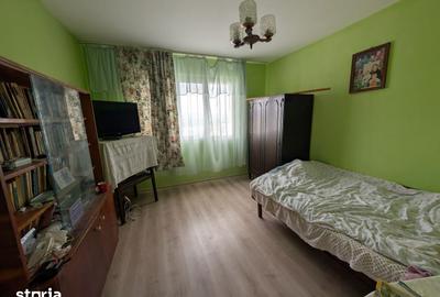 Apartament cu 3 camere decomandat în Cornișa - 13