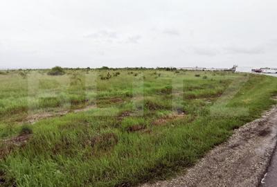 Teren Construcții intravilan de 10144 mp, în Aeroport - 2