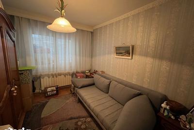 Apartament cu 4 camere decomandat în Tăbăcărie - 1