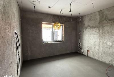 Casă cu 4 camere în Central - 2