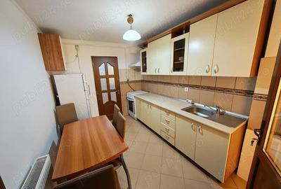 Apartament cu 3 camere decomandat în Central - 9