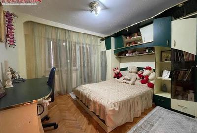 Apartament 3 camere zona centrala Tulcea - 16