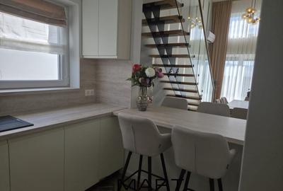 Apartament cu 5 camere decomandat, mobilat în Cristian - 10