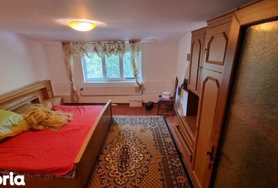 Casă cu 6 camere cu Teren 1000 Mp în Central - 6