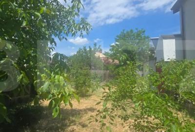 Teren de 447 mp, în George Enescu - 8