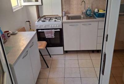 Casă individuală cu 3 camere în Central