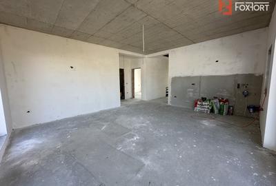 Duplex cu 4 camere cu Canalizare în Urseni - 2