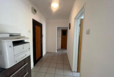 GM1572 Vanzare apartament 2 camere Piata Alba Iulia, stradal - 10