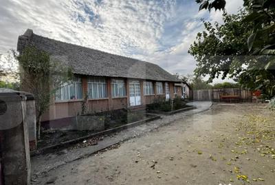 Casă cu 4 camere cu Teren 3892 Mp în Cebza - 7