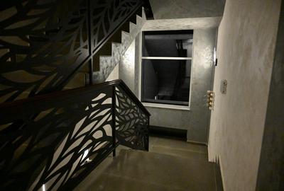 Apartament cu 3 camere decomandat în Central - 15