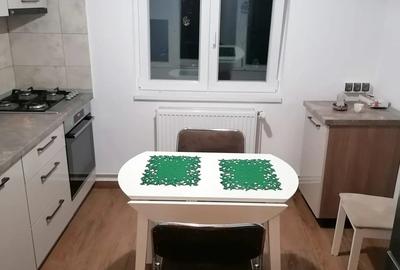 Inchiriez apartament 2 camere decomandat zona Girocului - 3