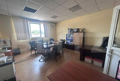 Spatiu de birouri modern, 480mp, 10 locuri de parcare, carti - 14