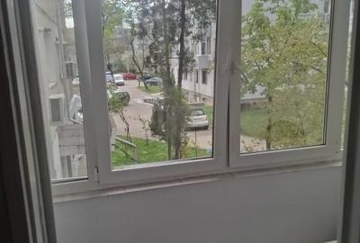 Apartament cu 3 camere decomandat în Milcov - 2