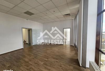 Spațiu comercial, de 580 mp, în Central - 7