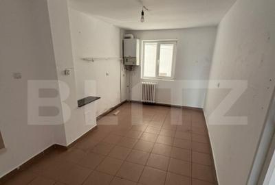 Spatiu comercial, 70 mp, 4 incaperi, strada Nasaudului - 21