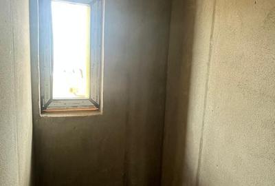 Duplex cu 4 camere cu Canalizare în Moșnița Veche - 2