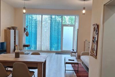 Apartament cu 3 camere decomandat în Cetatea - 3