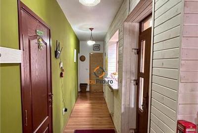 Casa individuala de | 254 mp utili | 894 mp teren | Dinias, - 8