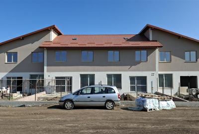 Case 4 camere,Valea Lupului,Incalz pard.Canalizare,Asfalt,0% Comision