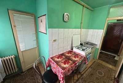 Apartament 1 camera, decomandat - Cugir - 8